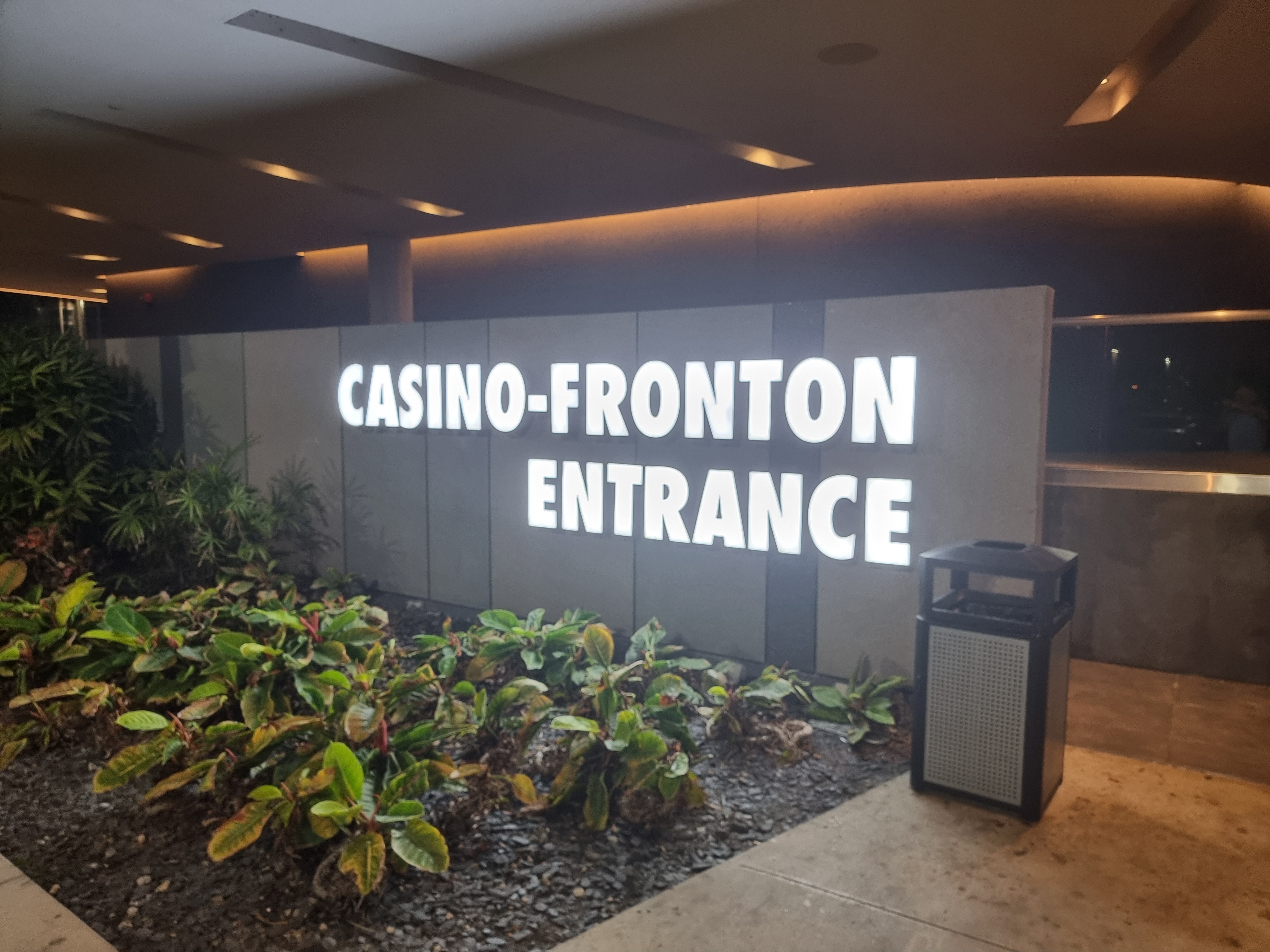 Secuestro en el Casino-Fronton
